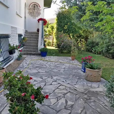 T1 Ou T2 Dans Avec Jardin Proche Biarritz Apartment *