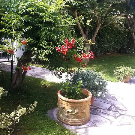 Apartment T1 Ou T2 Dans Avec Jardin Proche Biarritz Anglet